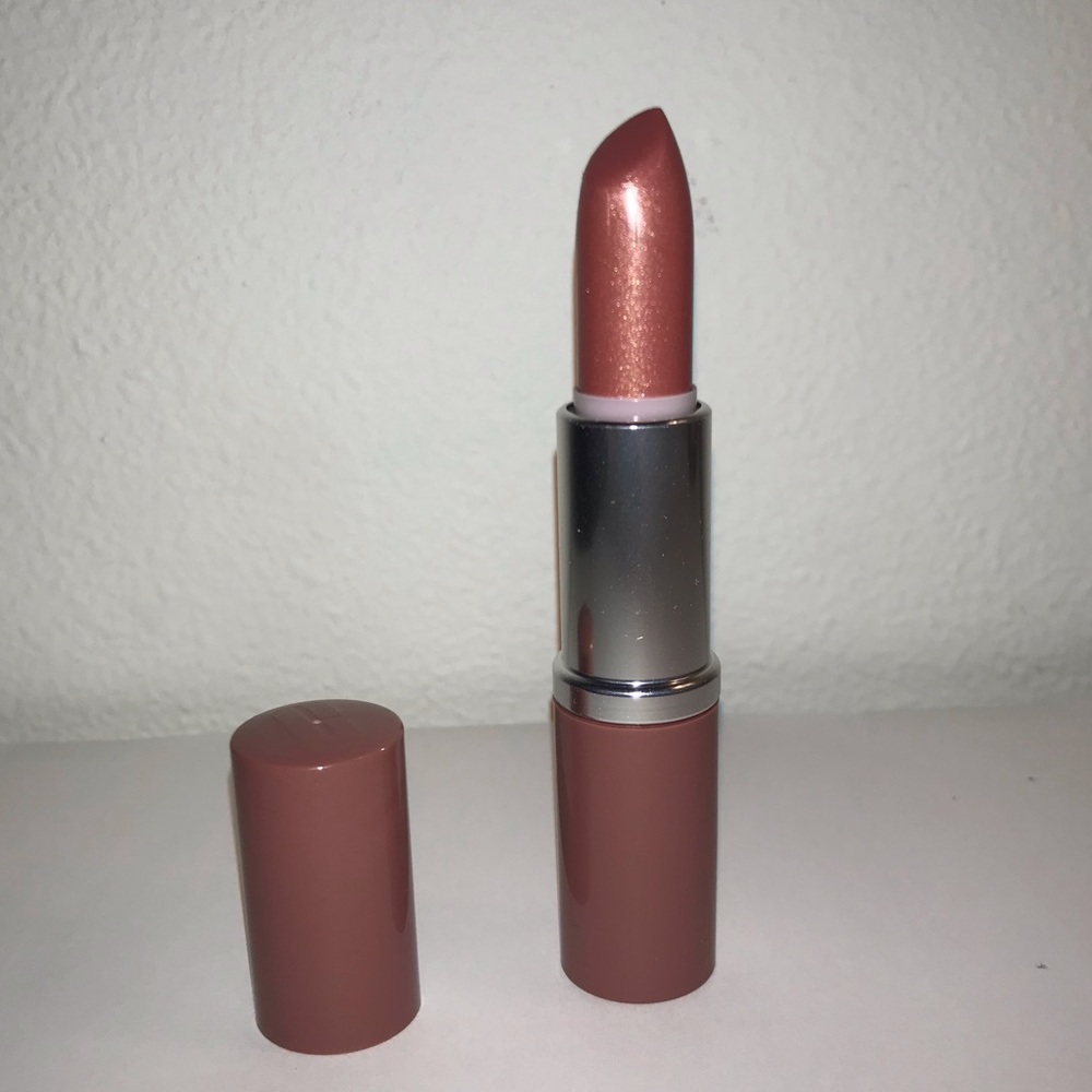 Clinique Lipstick in 02 Bare Pop